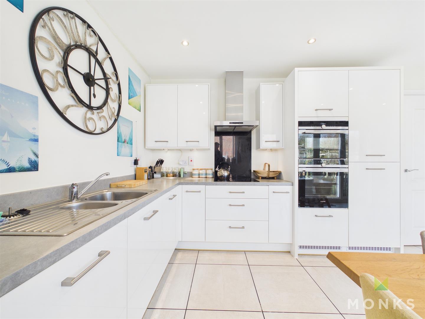 58 Juniper Road, Shrewsbury, SY1 2BN For Sale